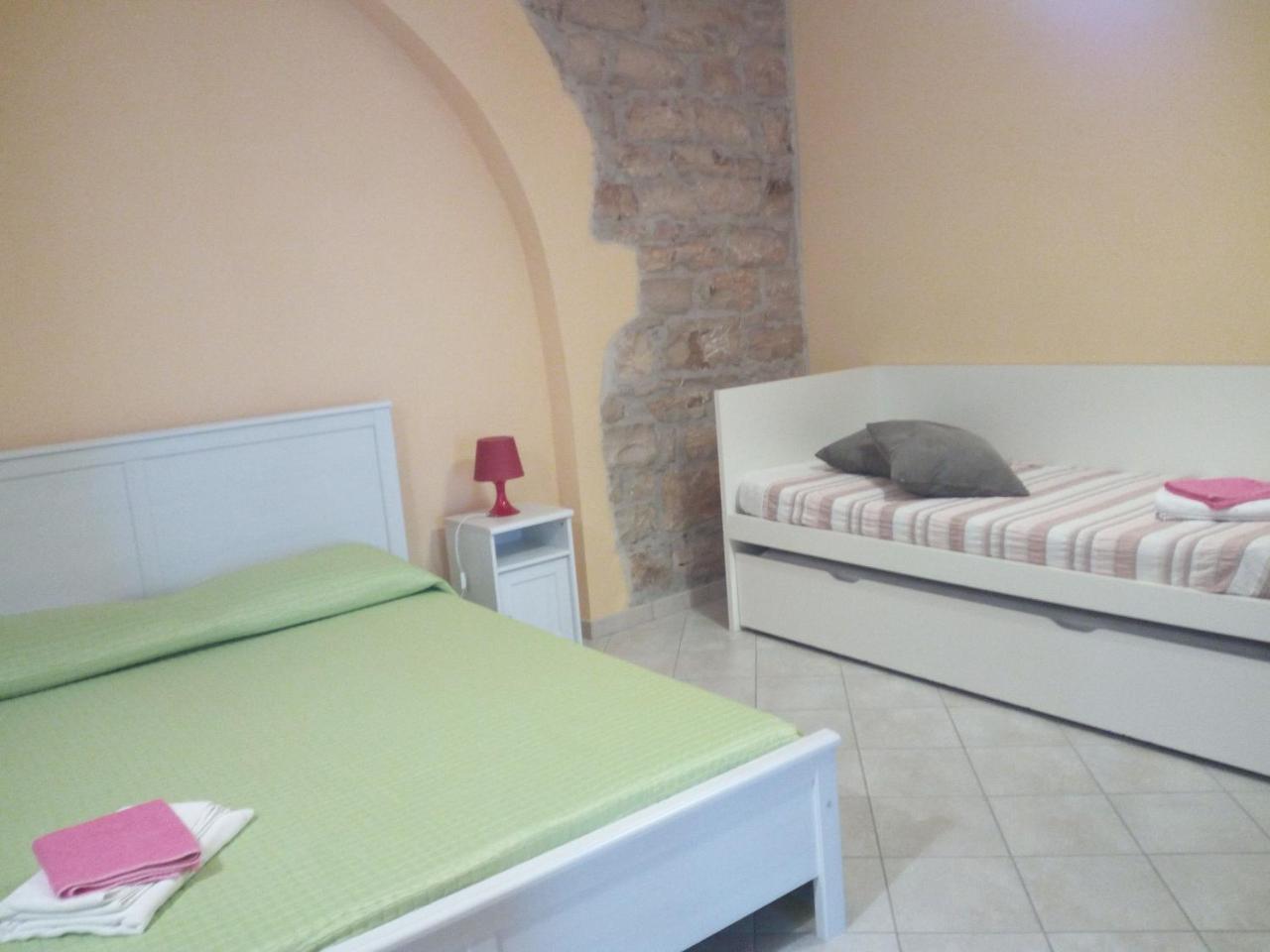 Al Castello Bed & Breakfast Venosa Exterior photo